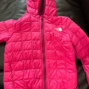 The north face Girls' ThermoBall™ Hooded Jacket, size 6T